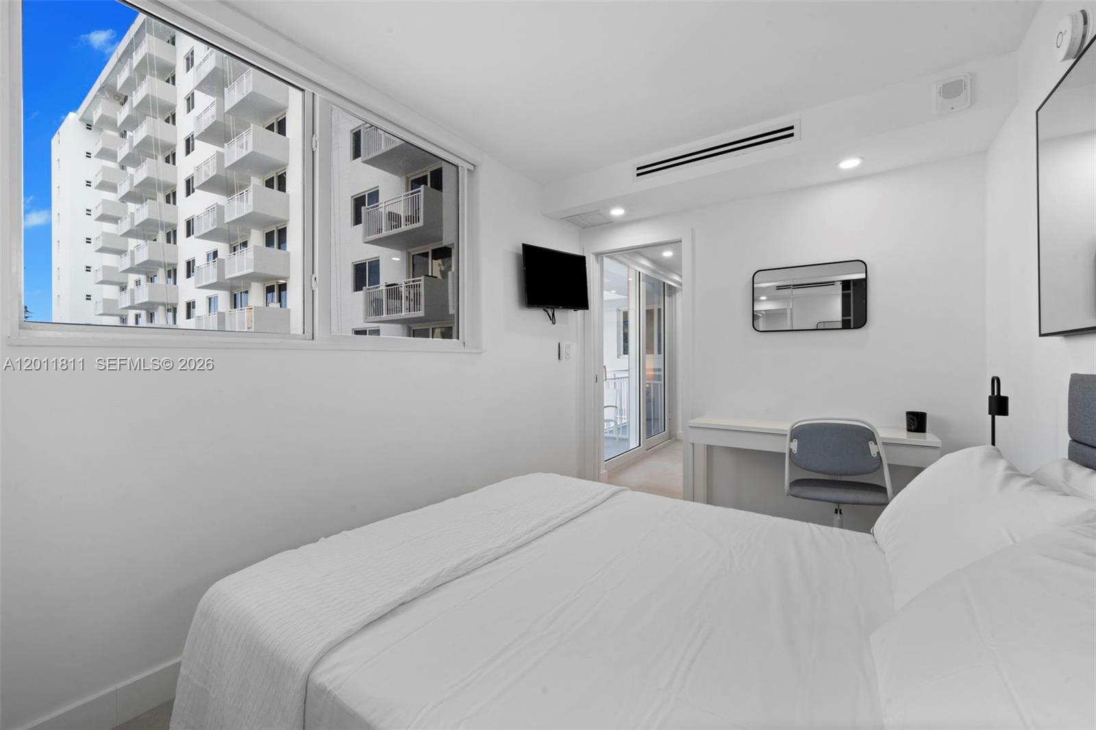 345 Ocean Dr #326 Miami Beach, FL 33139