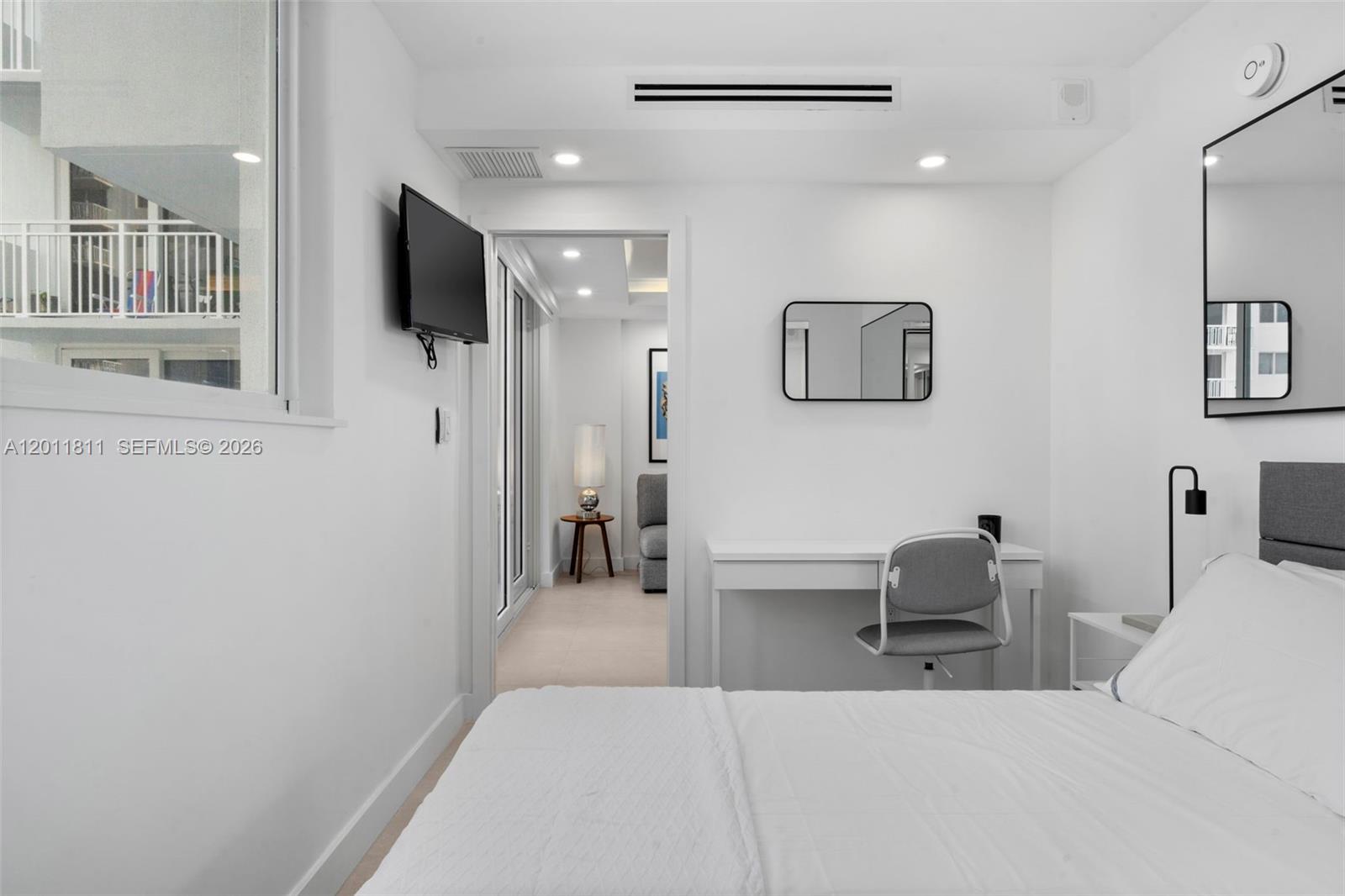 345 Ocean Dr #326 Miami Beach, FL 33139
