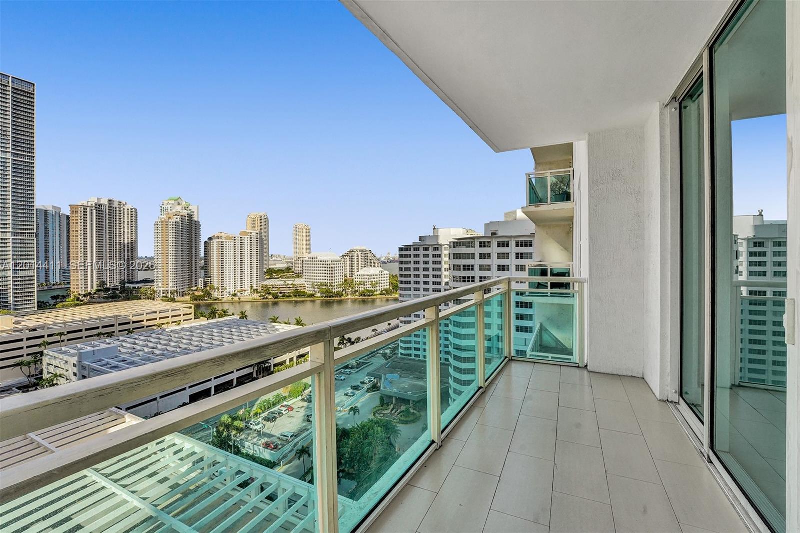 950 Brickell Bay Dr #1706