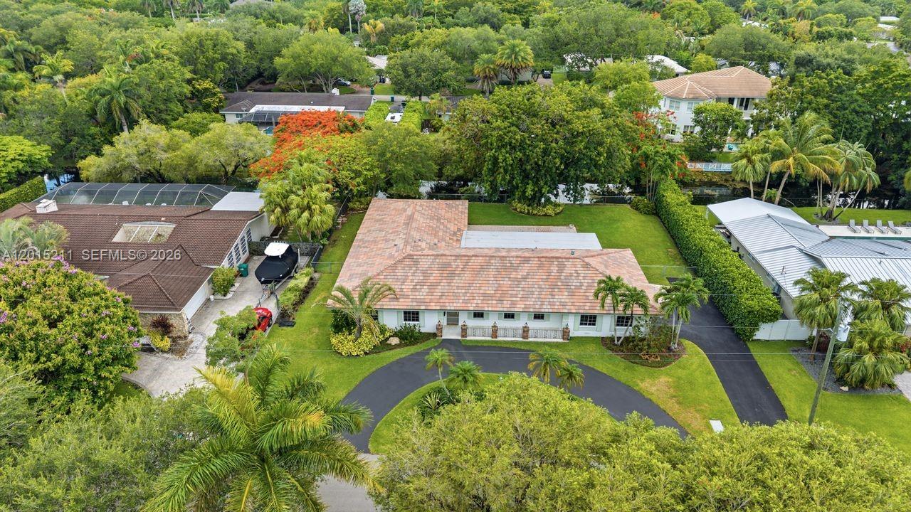 13060 SW 70th Ave Pinecrest, FL 33156