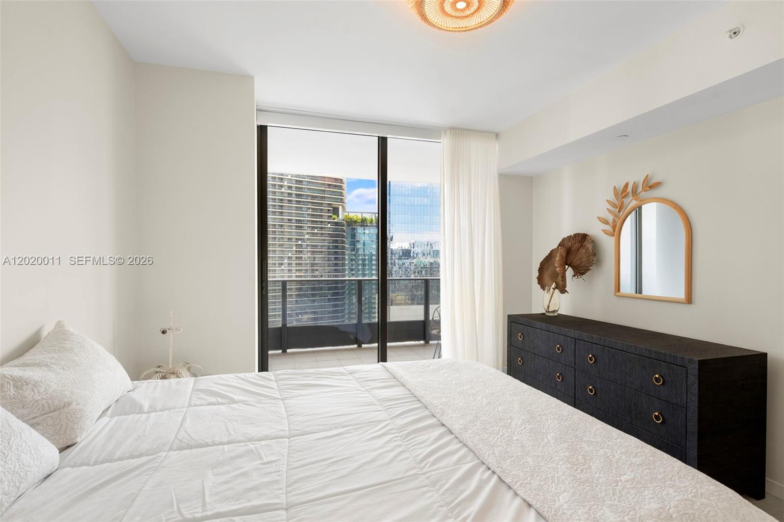 image Brickell Flatiron17