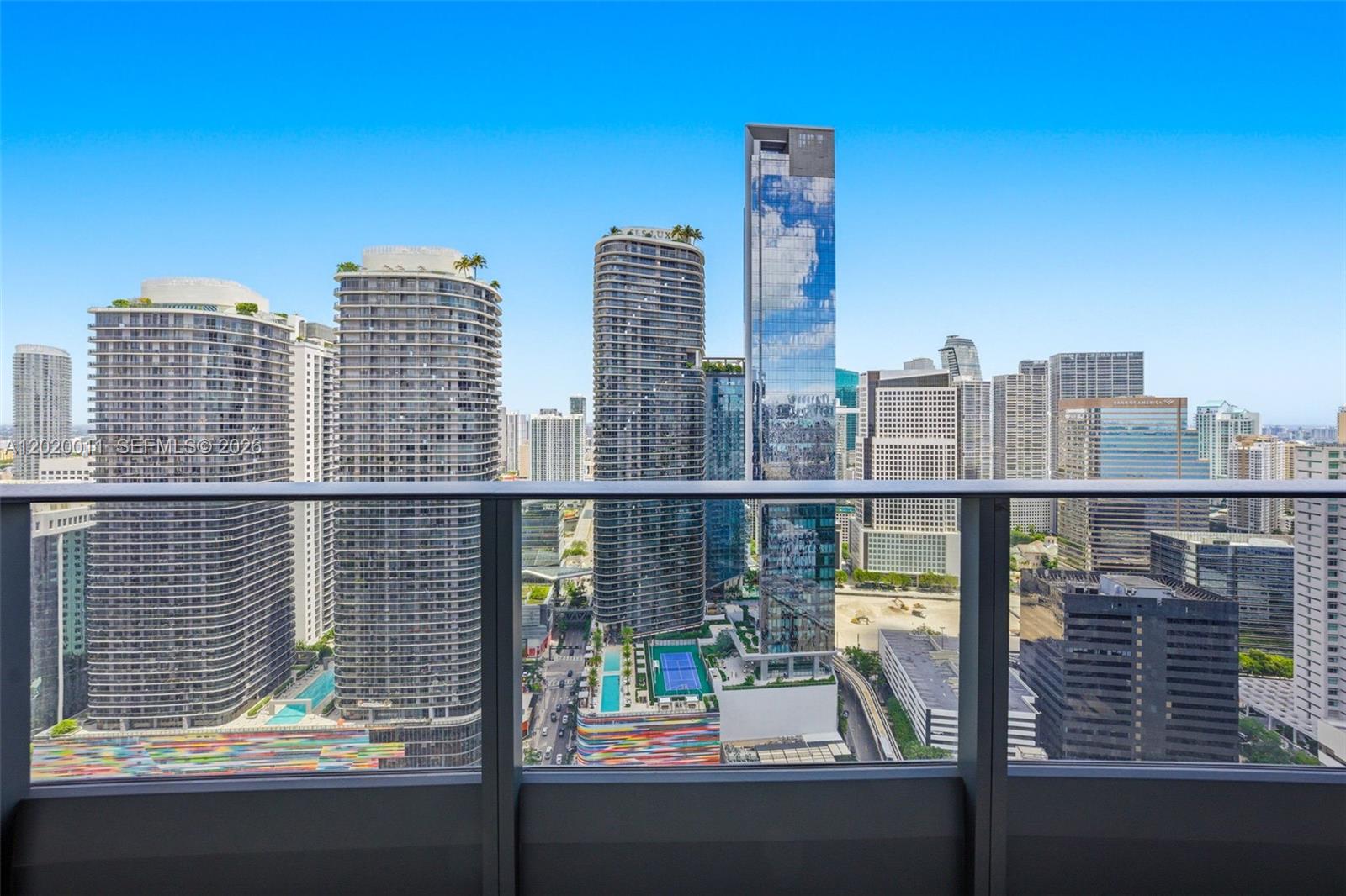 image Brickell Flatiron24