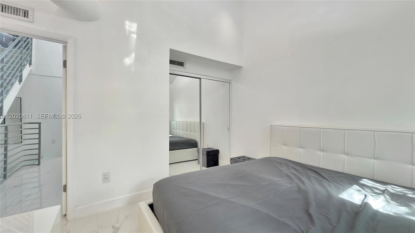 734 Michigan Ave #6 Miami Beach, FL 33139
