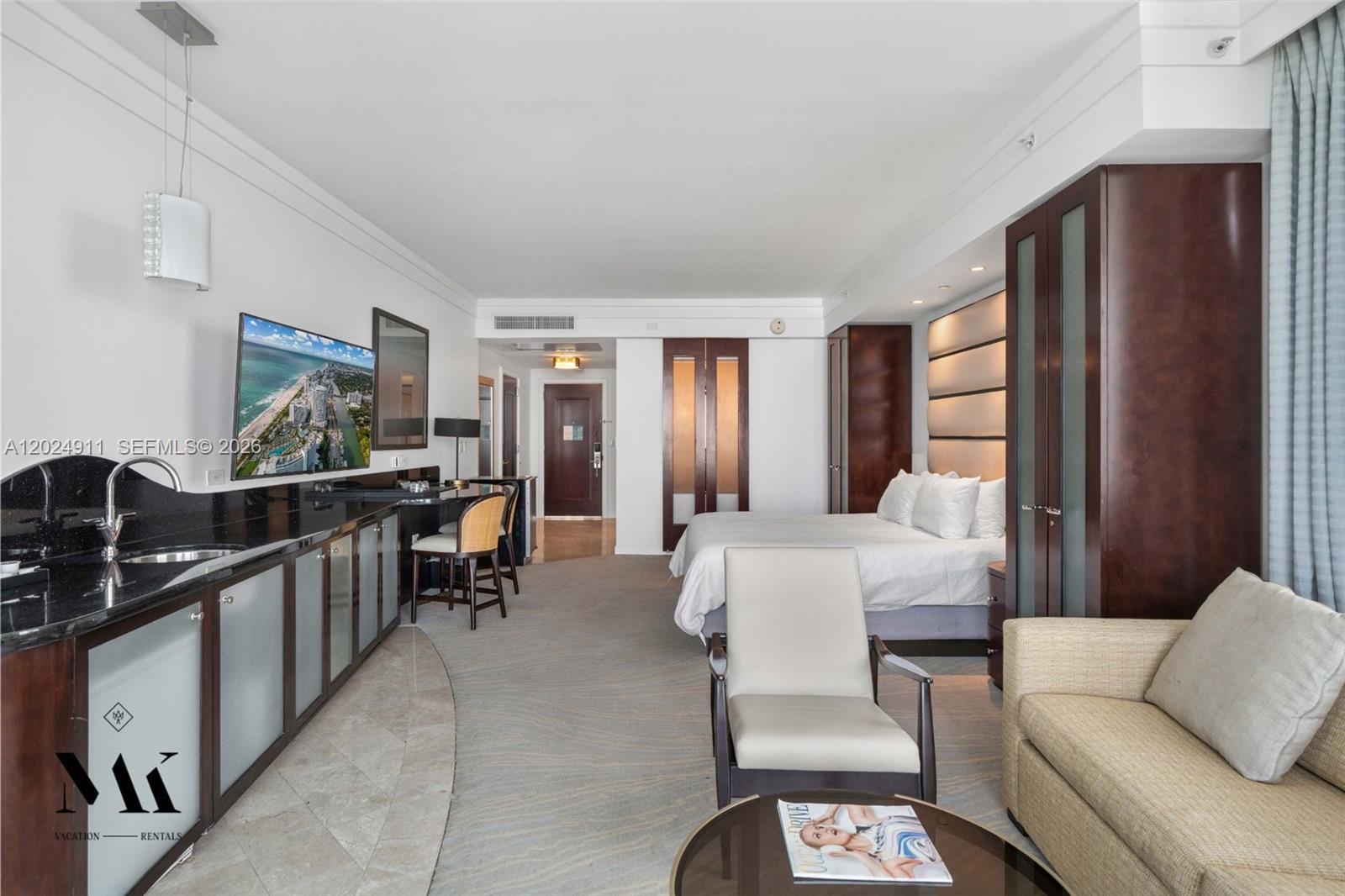 4391 Collins Ave #1002 Miami Beach, FL 33140
