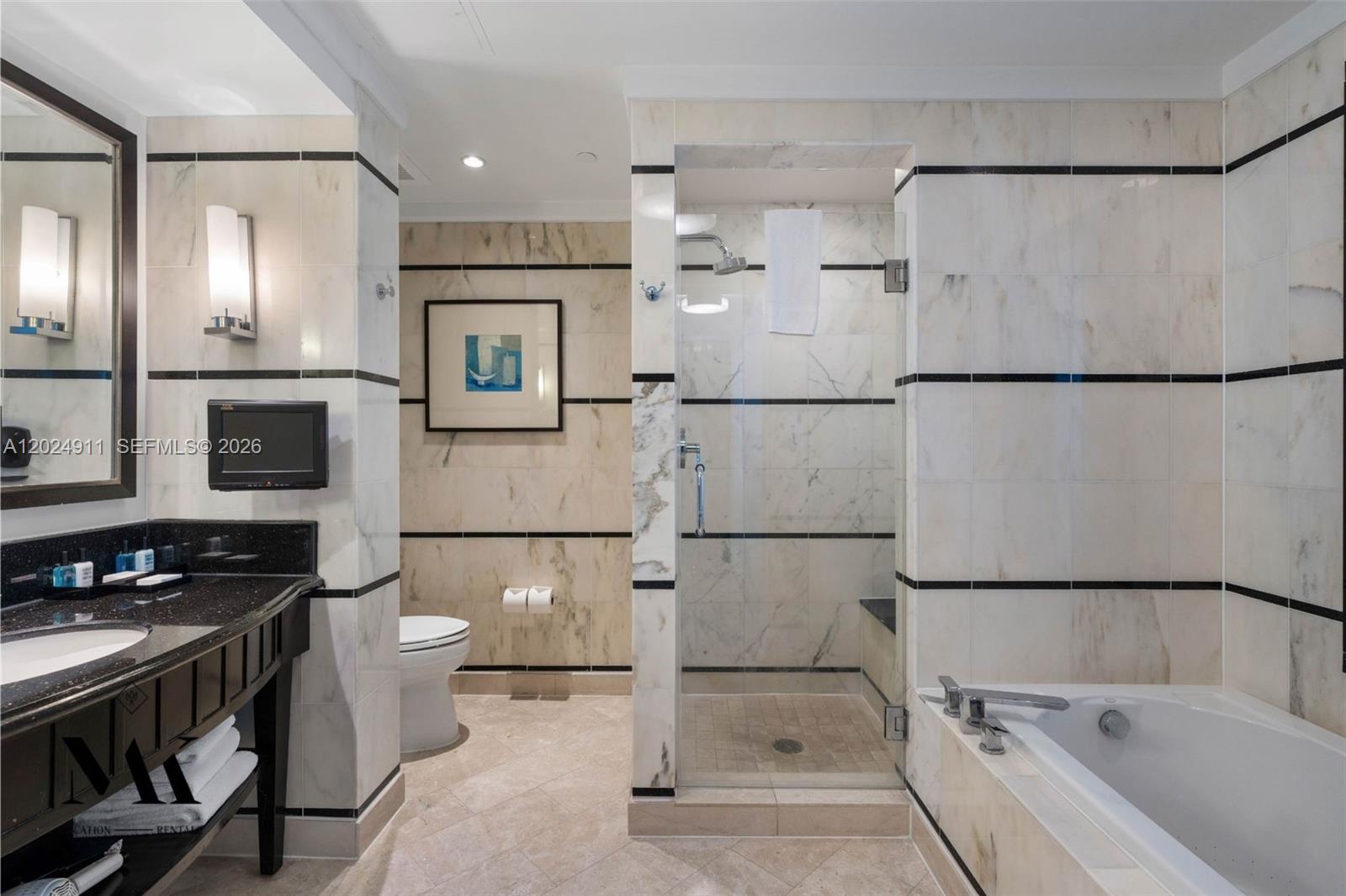 4391 Collins Ave #1002 Miami Beach, FL 33140