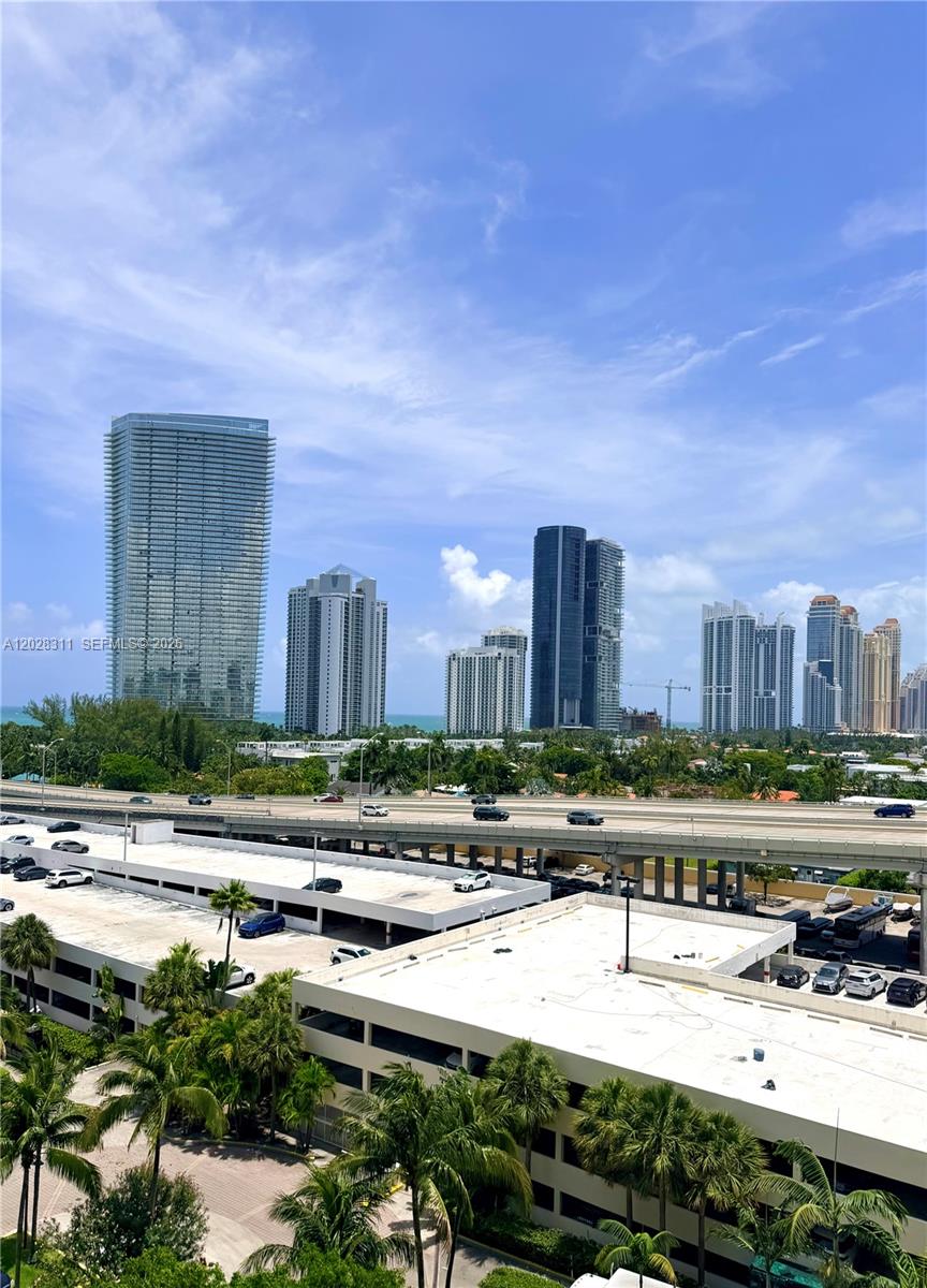 19390 Collins Ave #908 Sunny Isles Beach, FL 33160