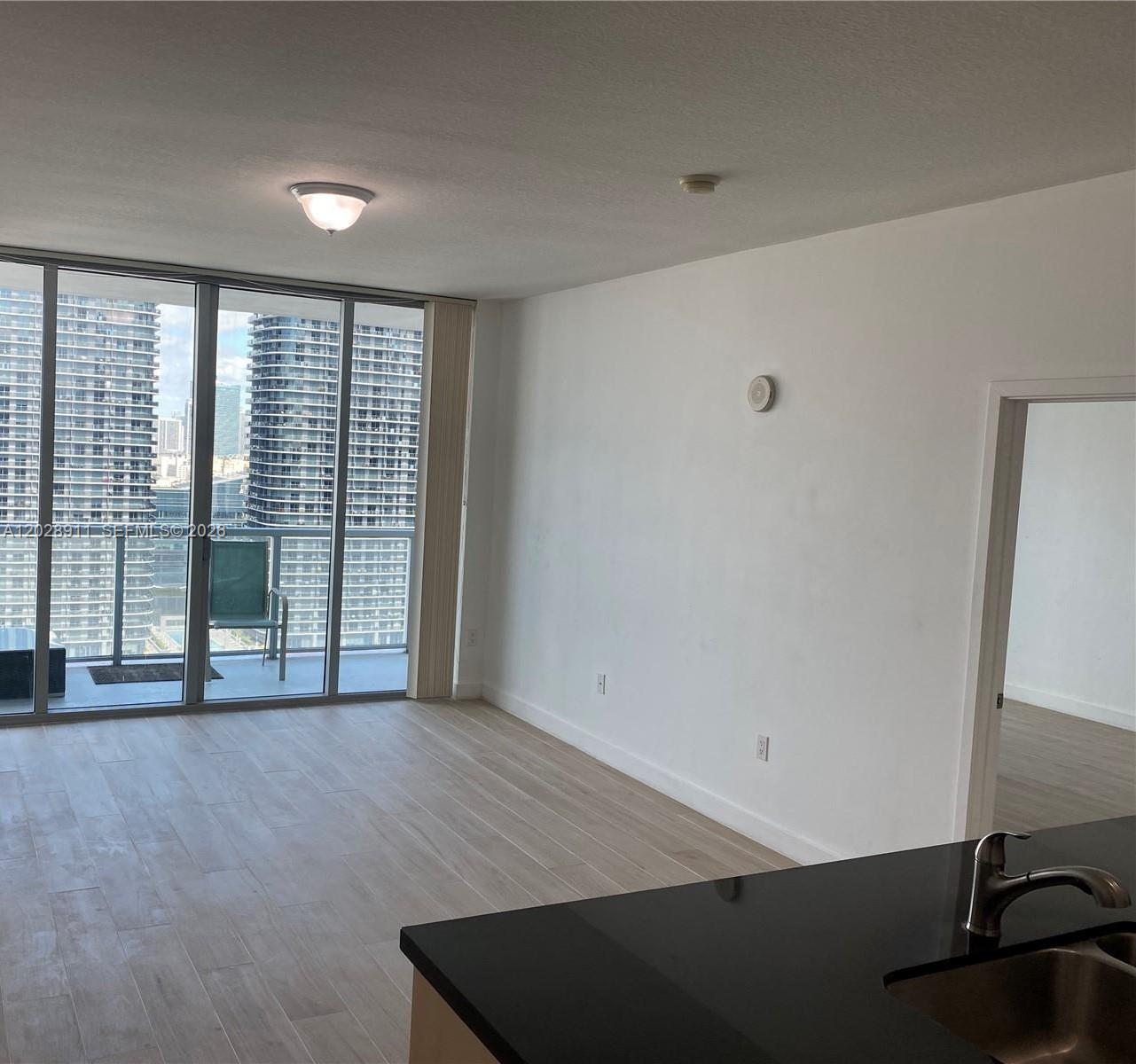 1111 SW 1st Ave #3123-N Miami, FL 33130