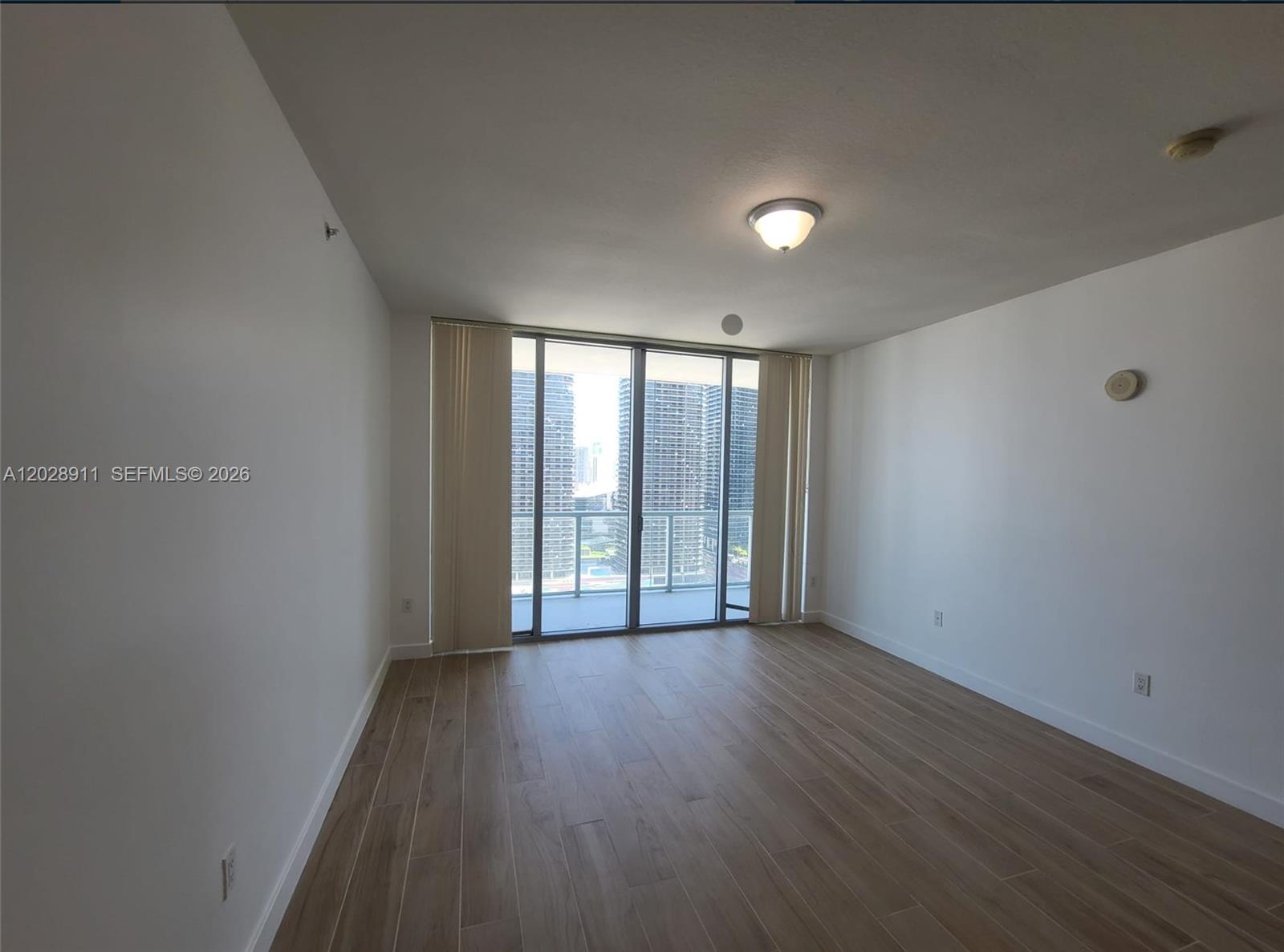 1111 SW 1st Ave #3123-N Miami, FL 33130