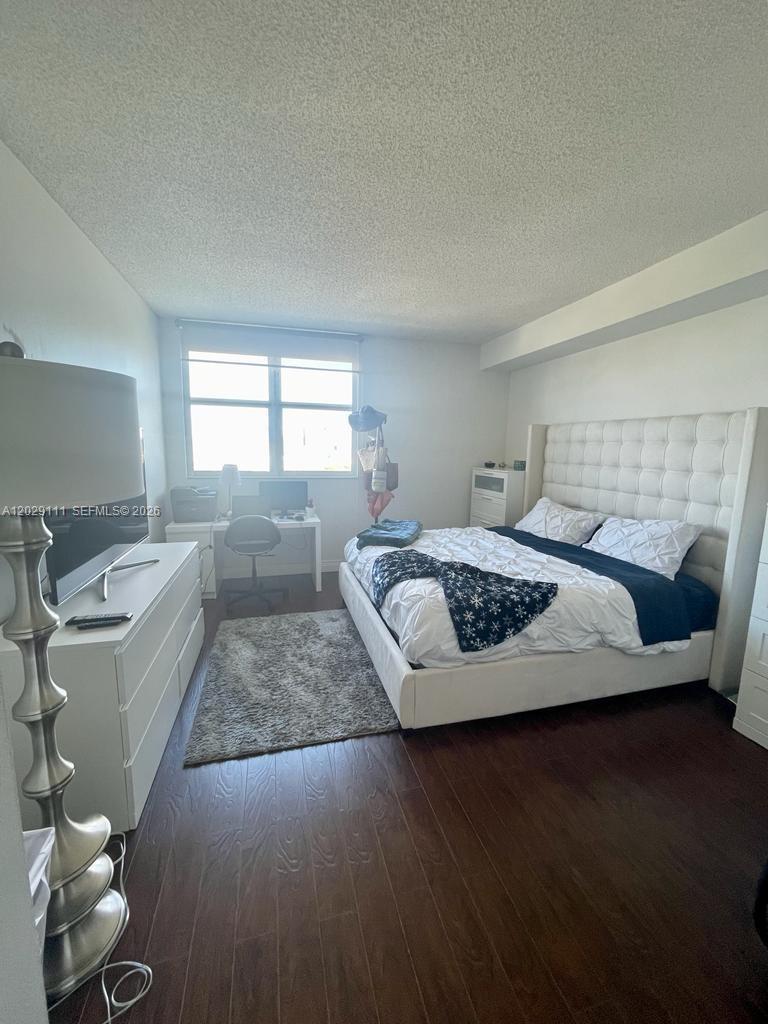 2475 Brickell Ave #2303 Miami, FL 33129