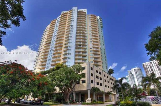 2475 Brickell Ave #2303 Miami, FL 33129