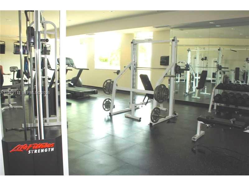 2475 Brickell Ave #2303 Miami, FL 33129