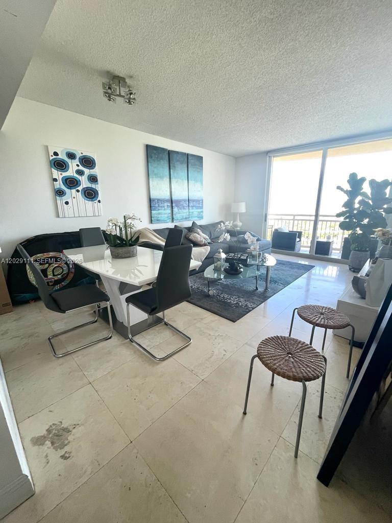 2475 Brickell Ave #2303 Miami, FL 33129