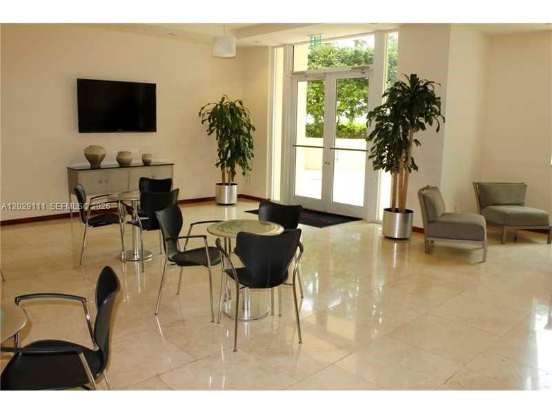 2475 Brickell Ave #2303 Miami, FL 33129