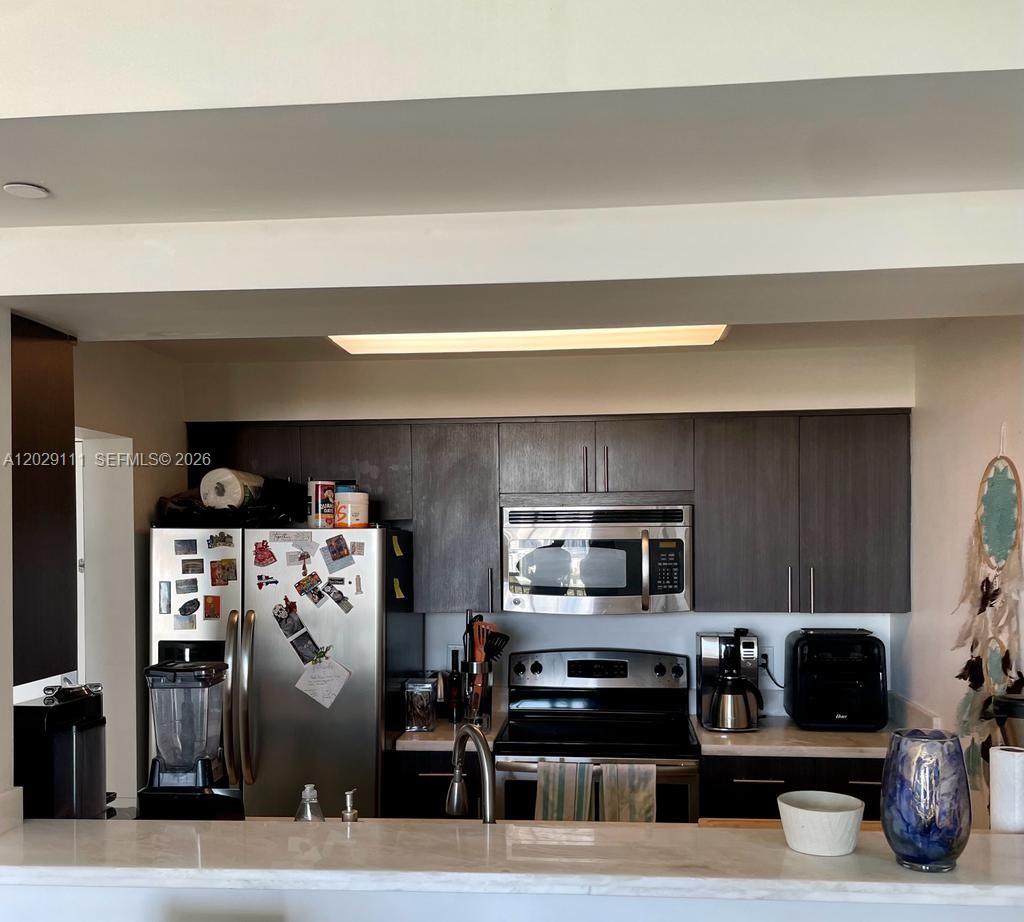 2475 Brickell Ave #2303 Miami, FL 33129