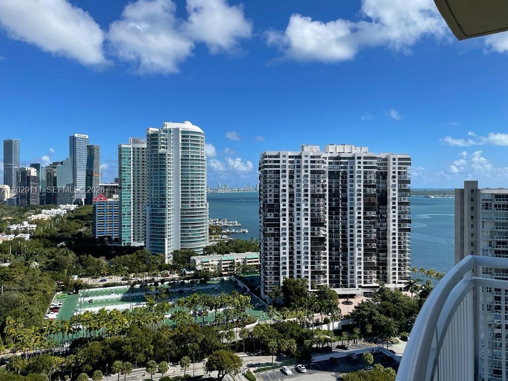 2475 Brickell Ave #2303 Miami, FL 33129