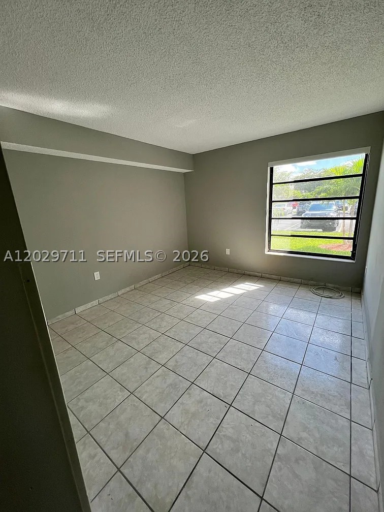 1300 SW 122nd Ave #101-2 Miami, FL 33184