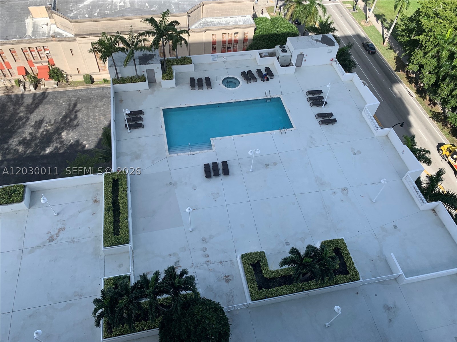 image 1800 Biscayne Plaza22