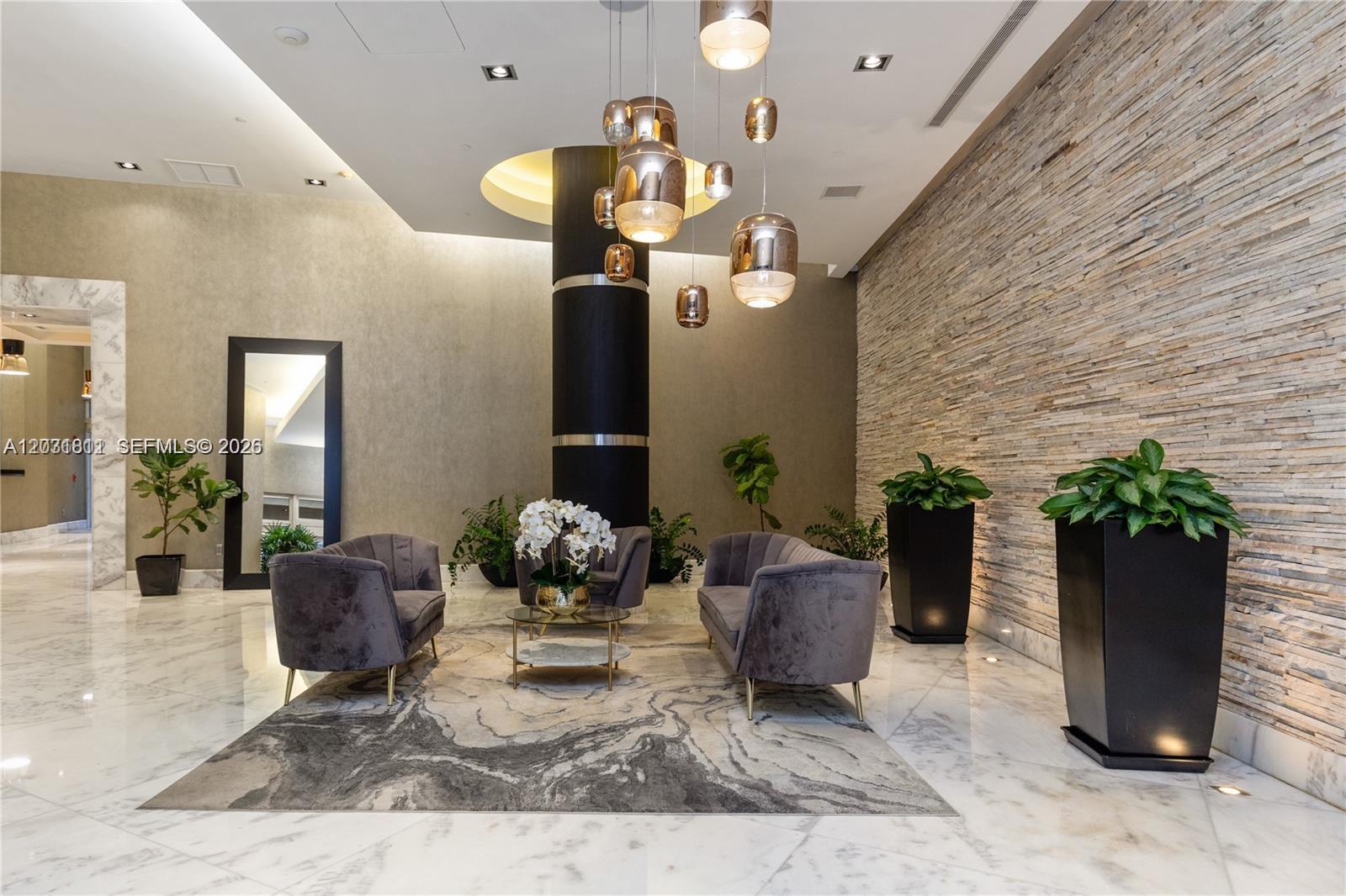 1250 S Miami Ave #1701 Miami, FL 33130