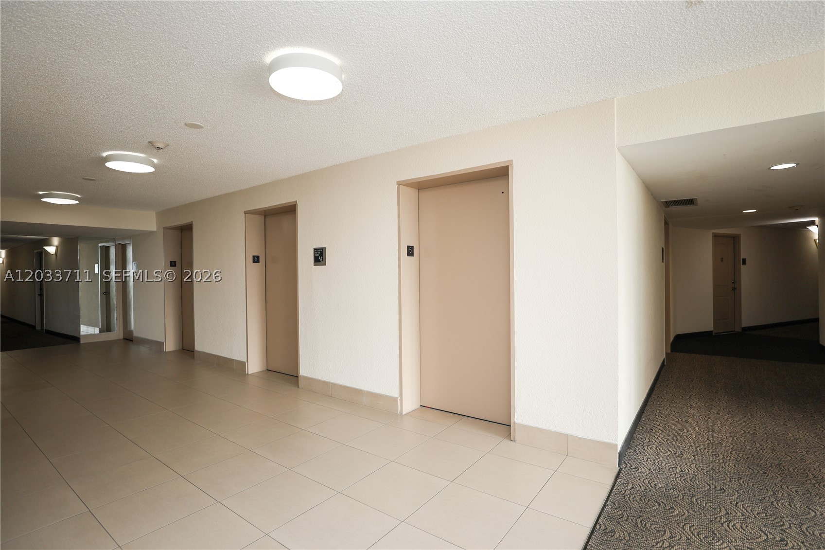 image Arlen House East15
