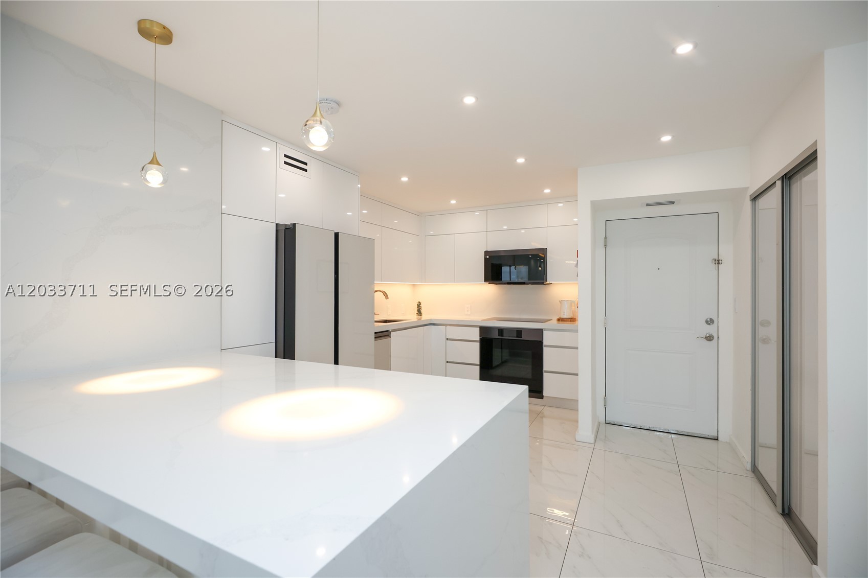 image Arlen House East18