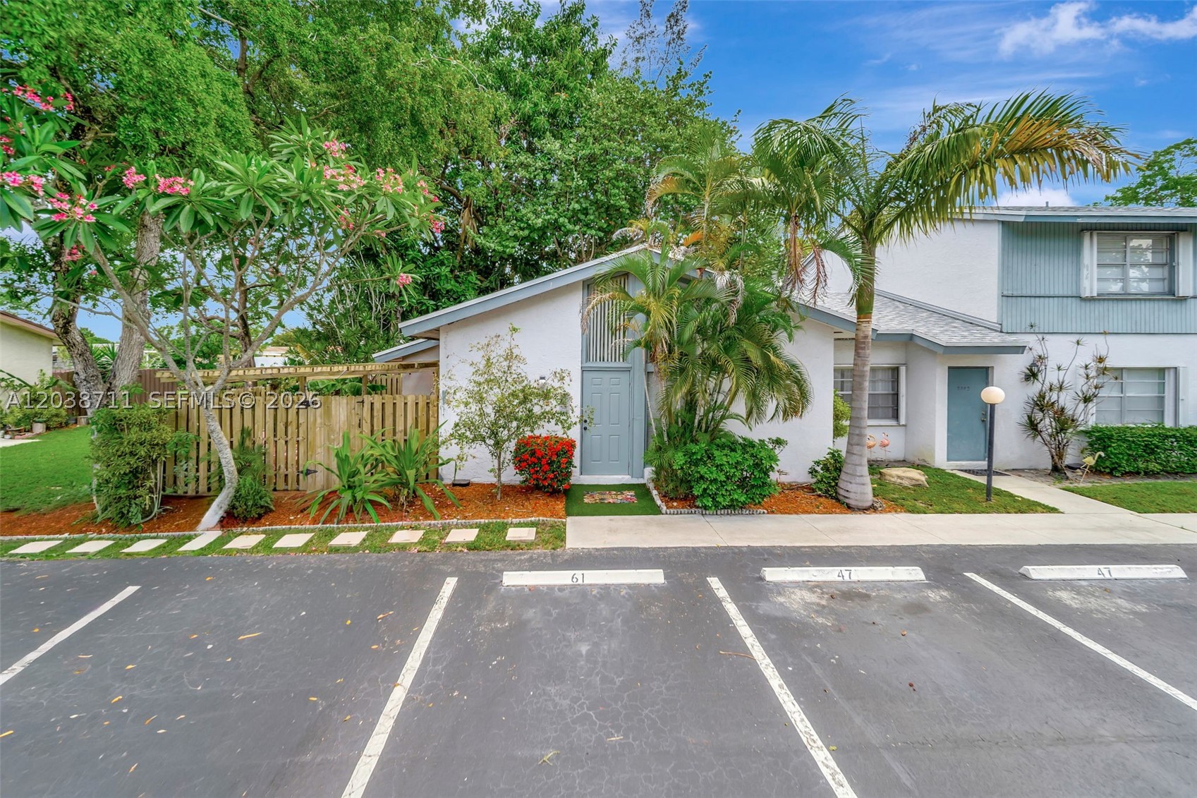 7447 W Sunrise Blvd #7447