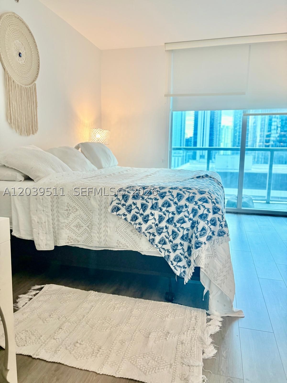 image 500 Brickell West11