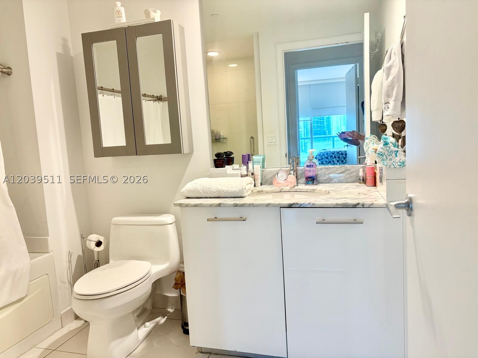 image 500 Brickell West12