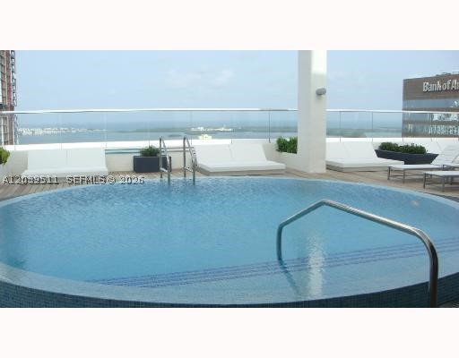image 500 Brickell West18