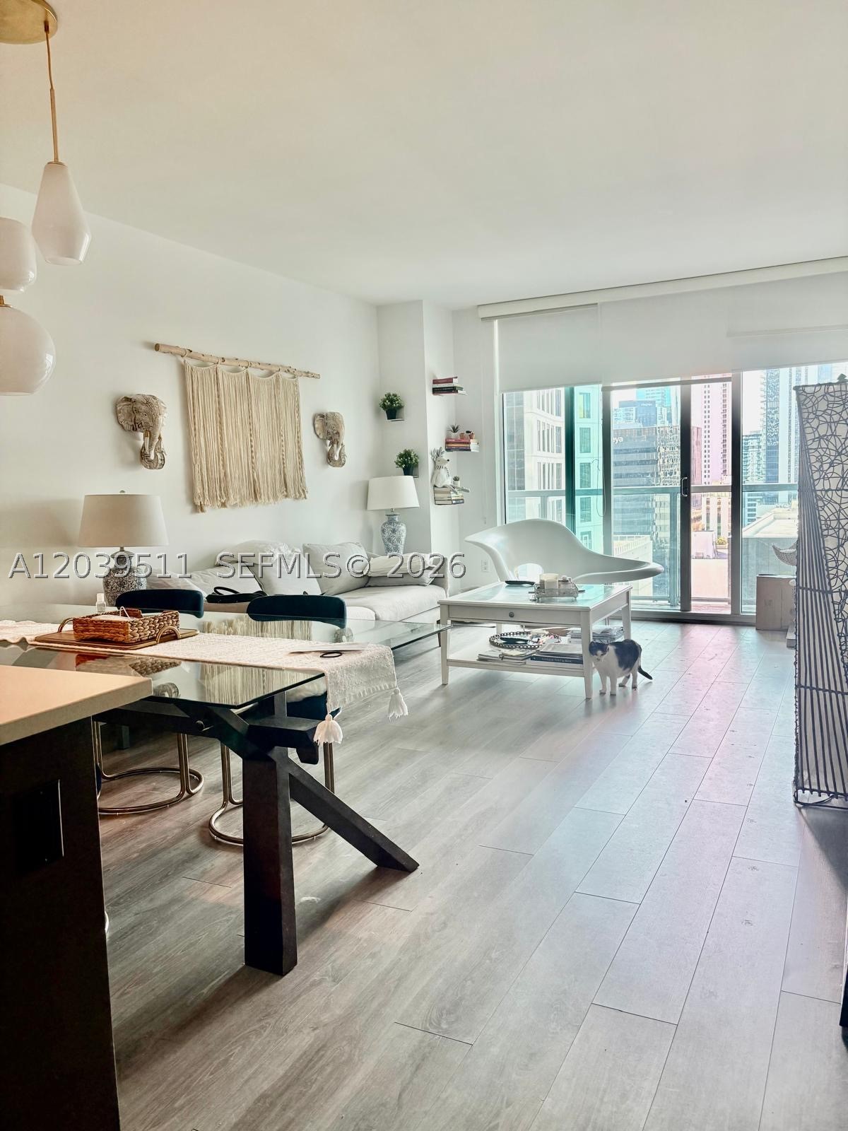 image 500 Brickell West7