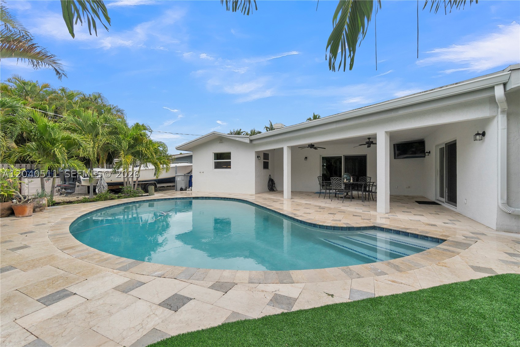 1405 SW 4th Ter Pompano Beach, FL 33060