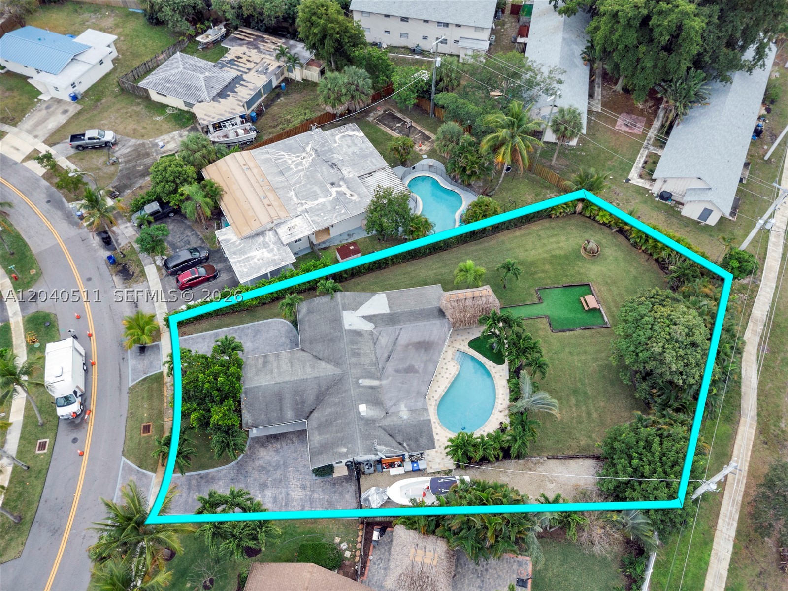 1405 SW 4th Ter Pompano Beach, FL 33060