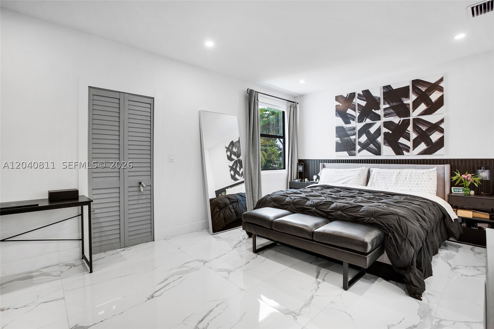 2320 SW 14th St Miami, FL 33145