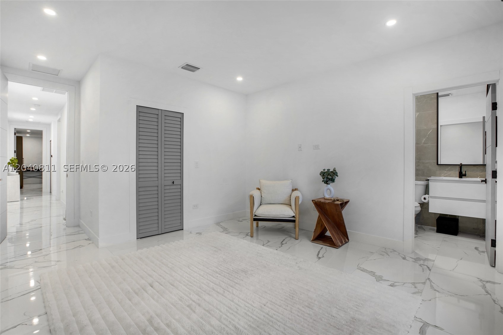 2320 SW 14th St Miami, FL 33145