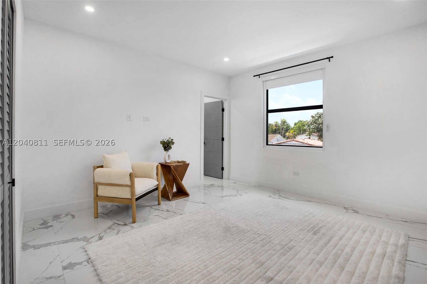 2320 SW 14th St Miami, FL 33145