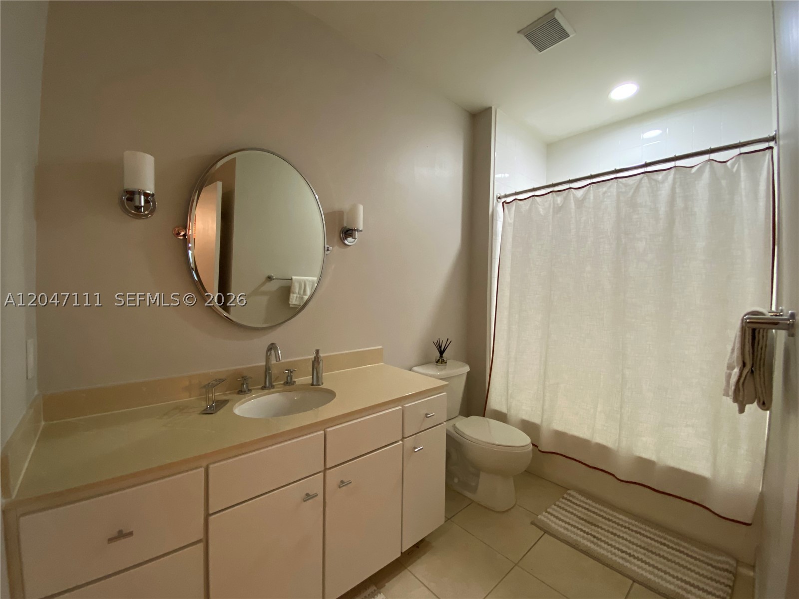 image Cite on the Bay West9
