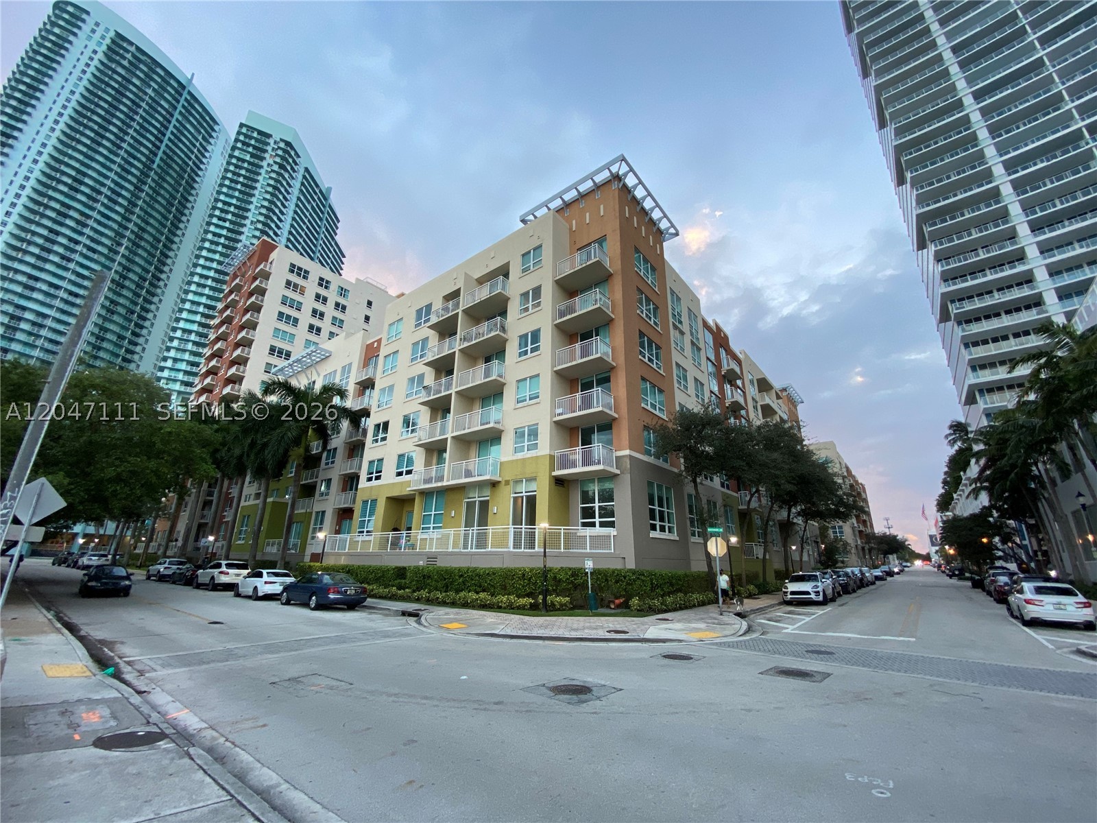 image Cite on the Bay West12