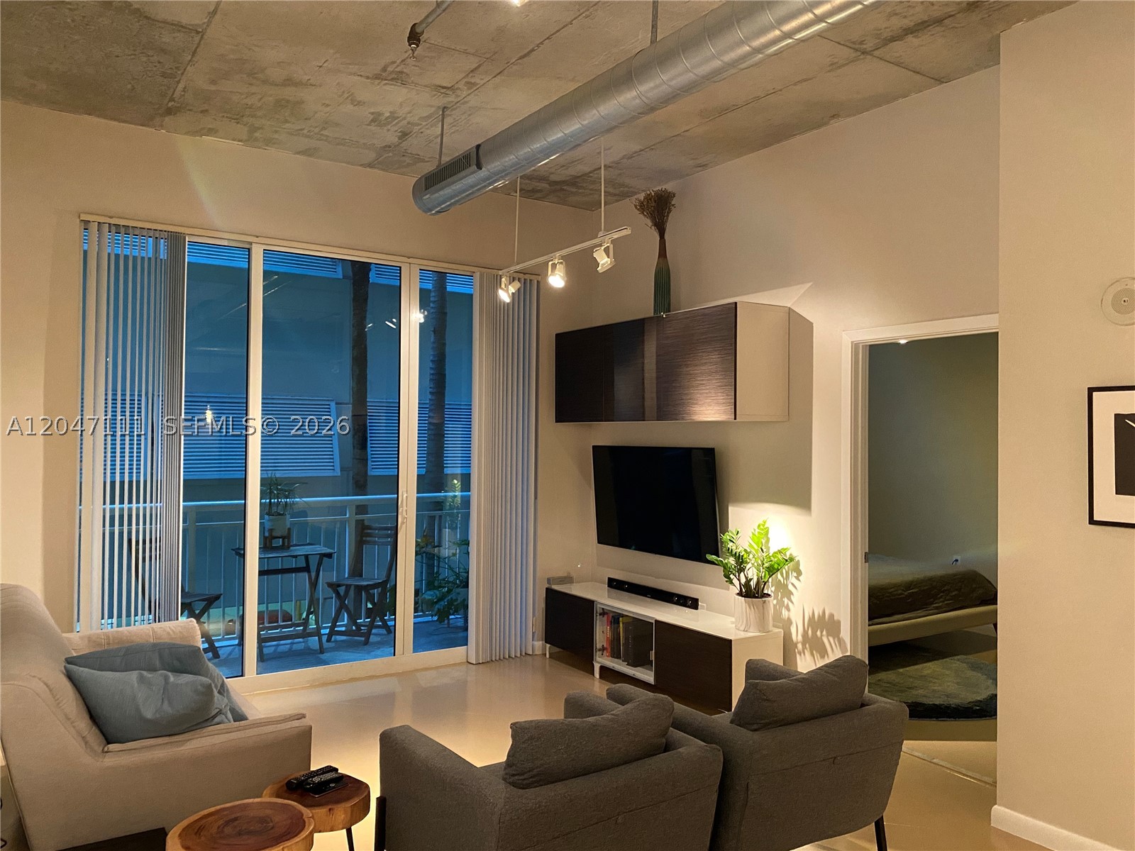 image Cite on the Bay West2