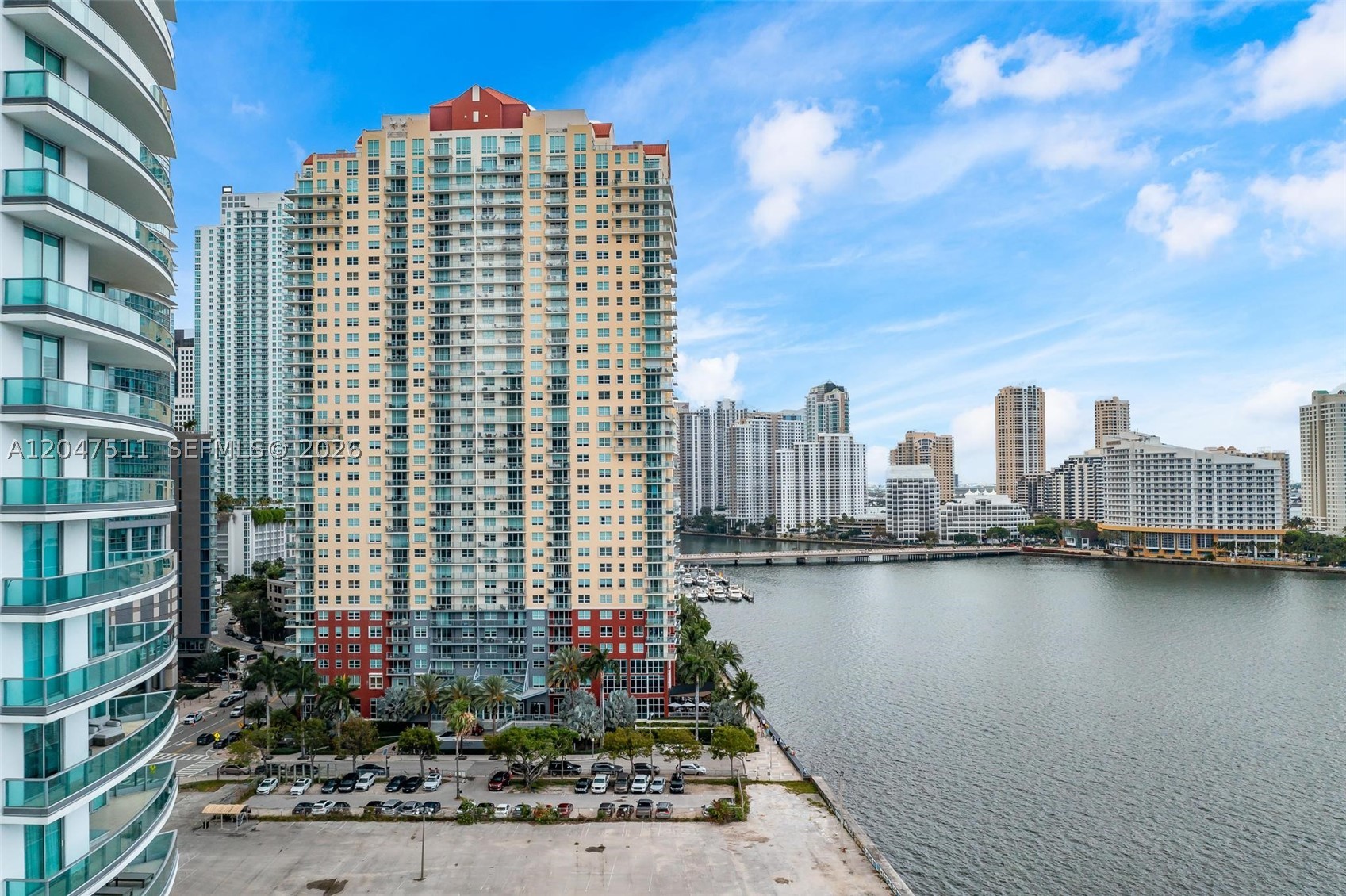 image The Mark on Brickell19