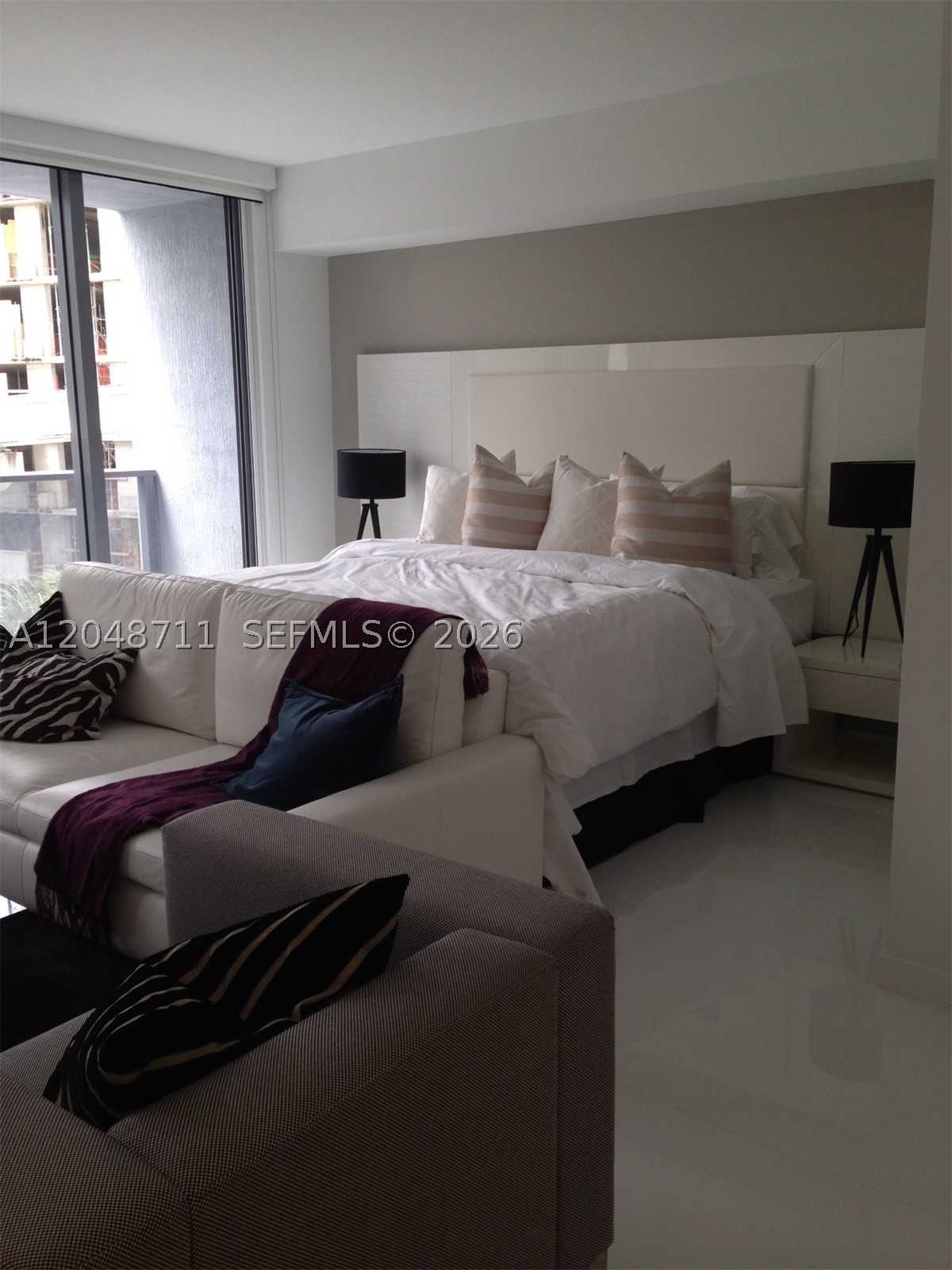 31 SE 6th St #603