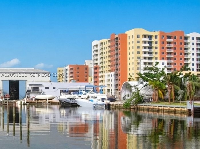 image The Venture at Aventura8