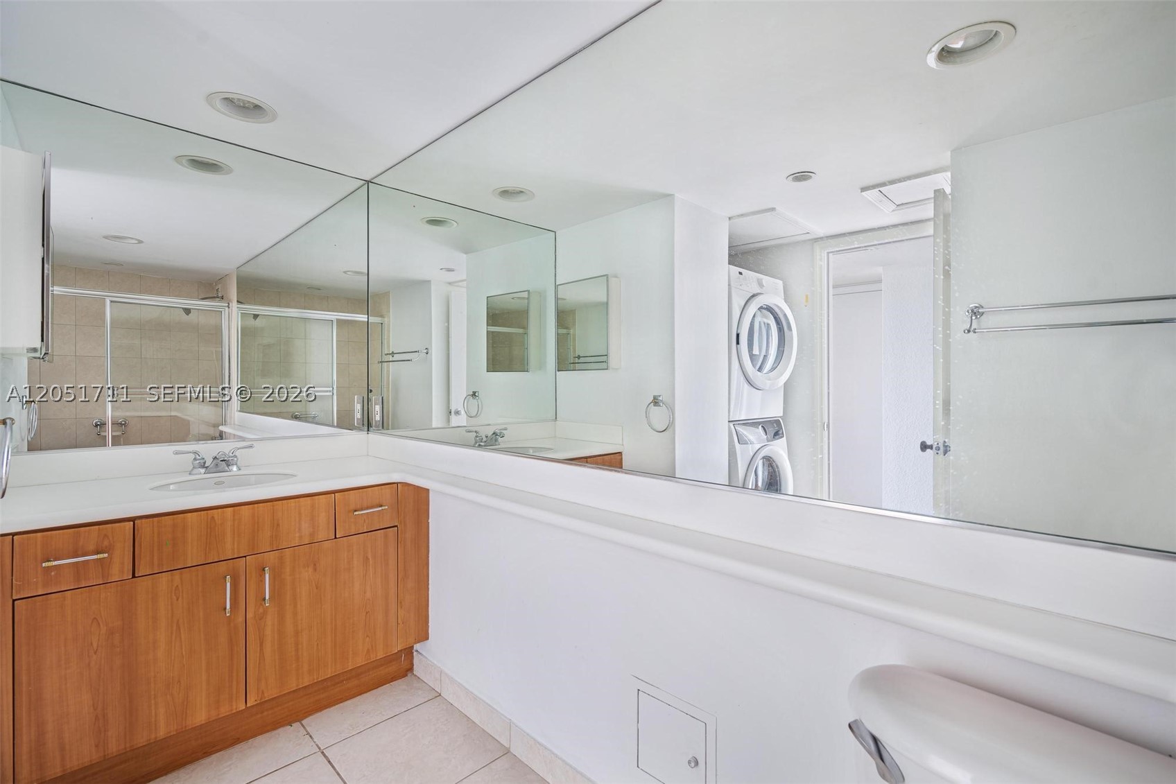 5600 Collins Ave #7J Miami Beach, FL 33140
