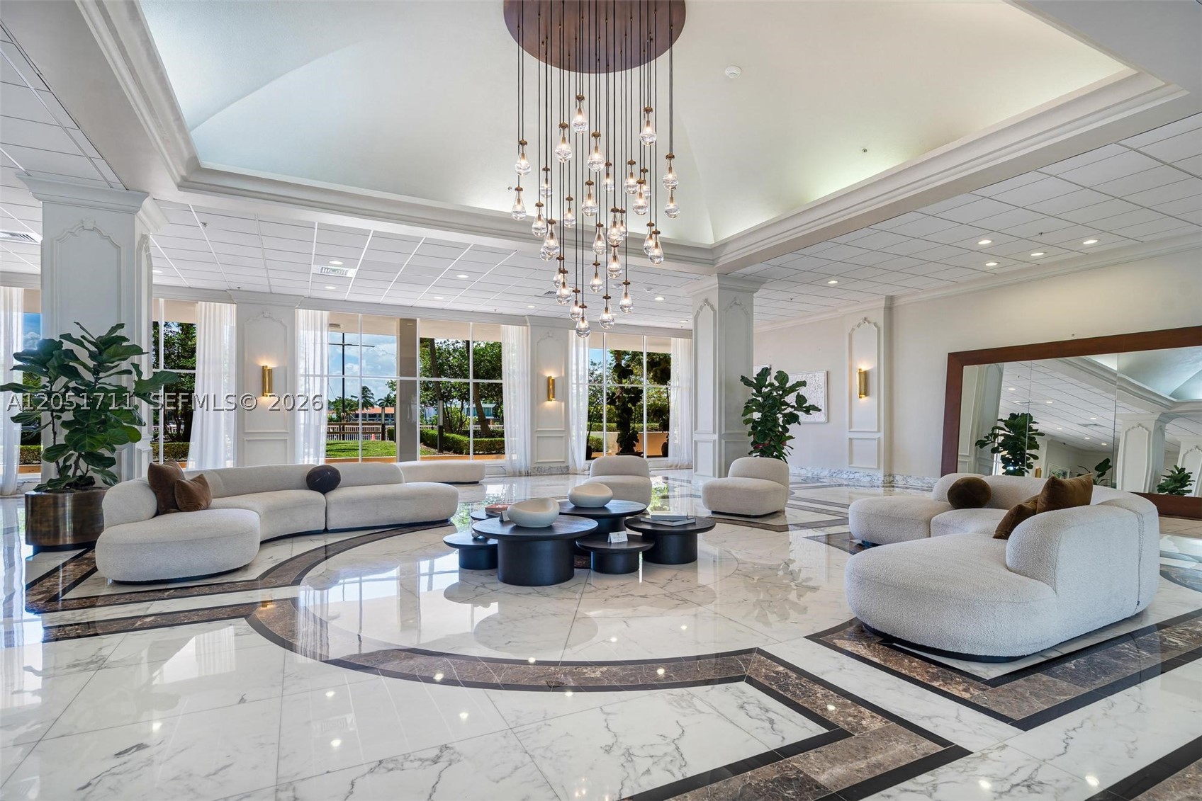 5600 Collins Ave #7J Miami Beach, FL 33140