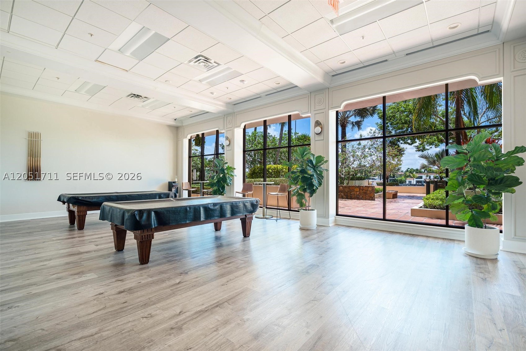 5600 Collins Ave #7J Miami Beach, FL 33140