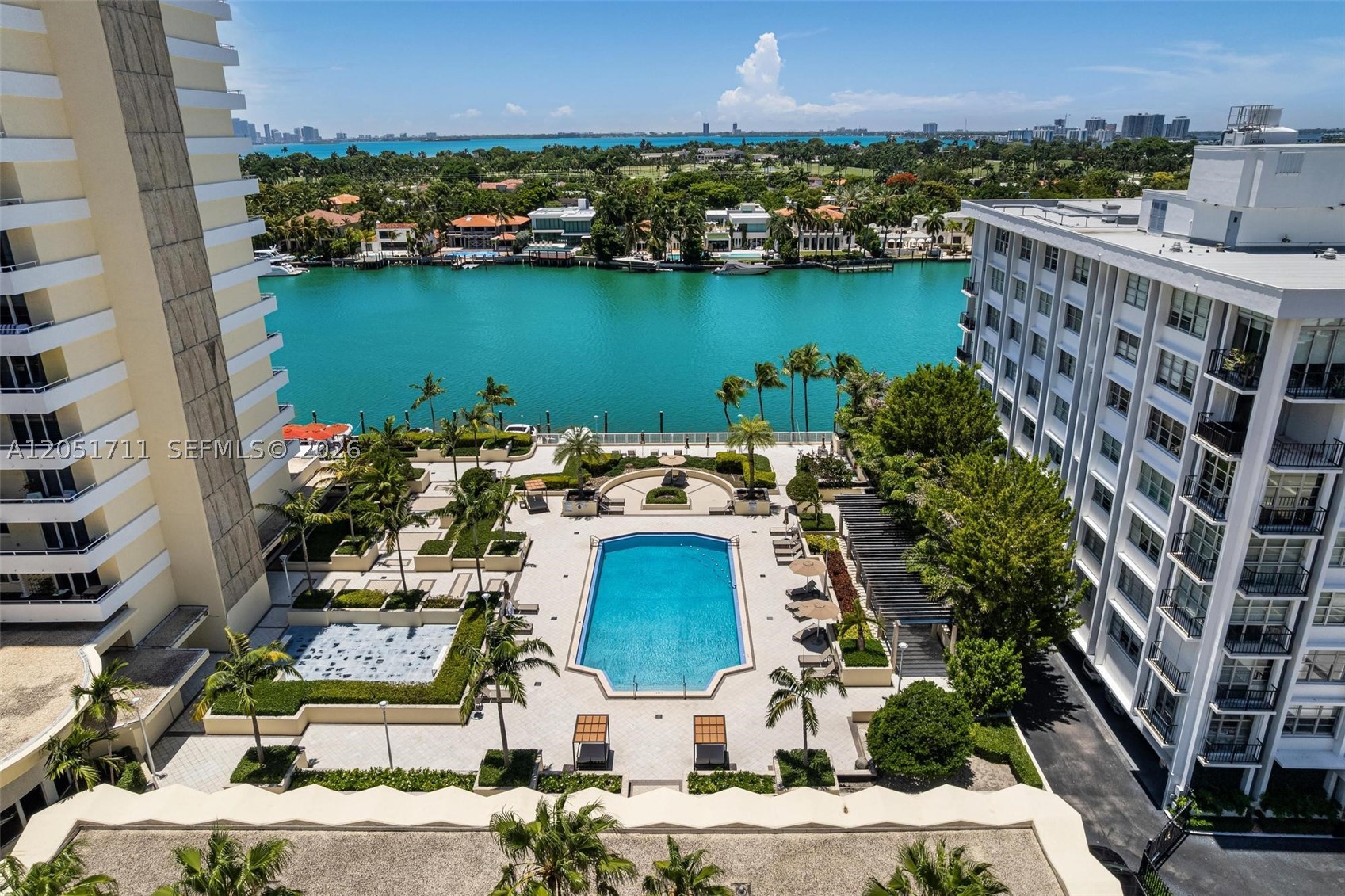 5600 Collins Ave #7J Miami Beach, FL 33140