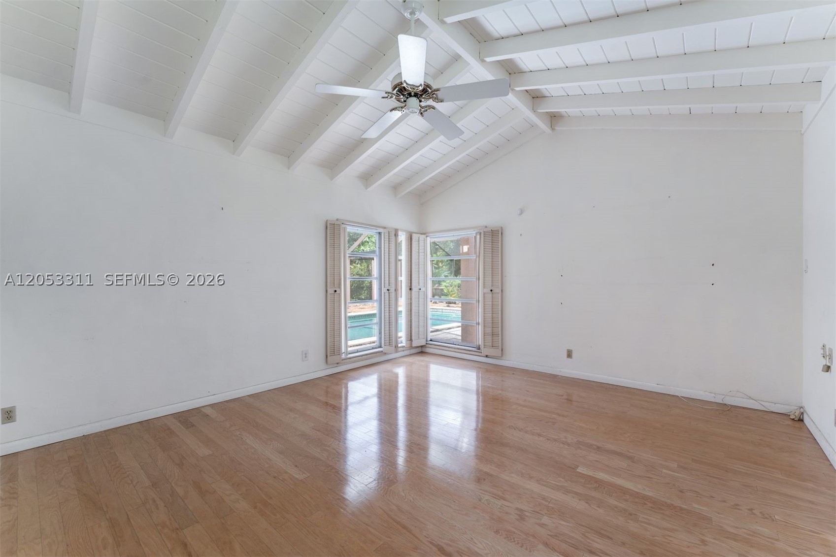 11950 SW 67th Ct Pinecrest, FL 33156