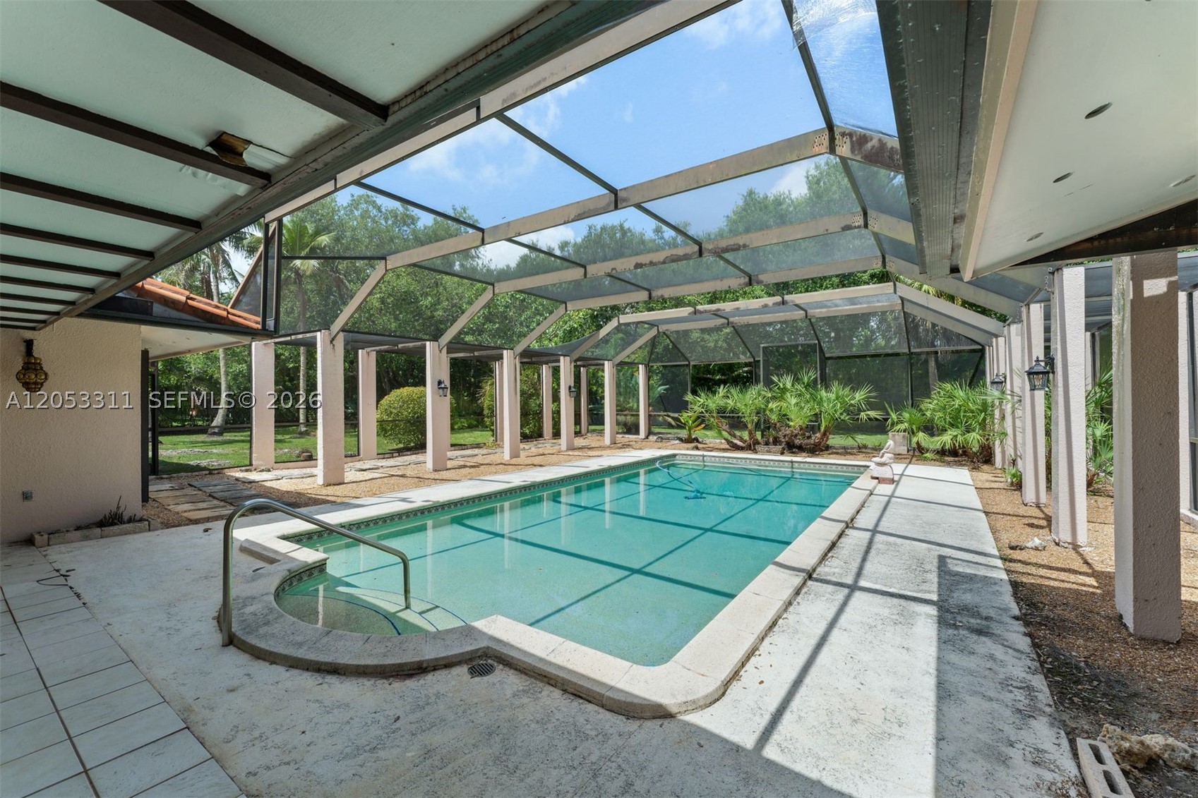 11950 SW 67th Ct Pinecrest, FL 33156