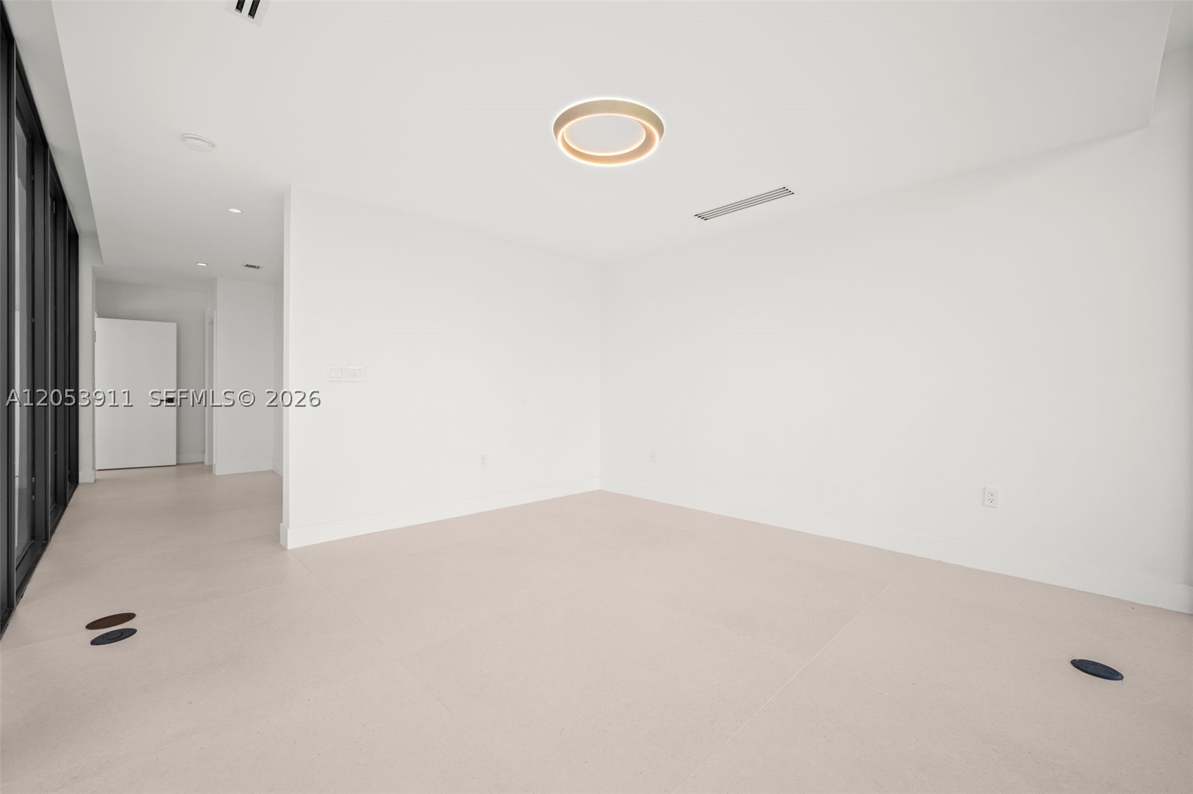 3310 Elizabeth St Miami, FL 33133