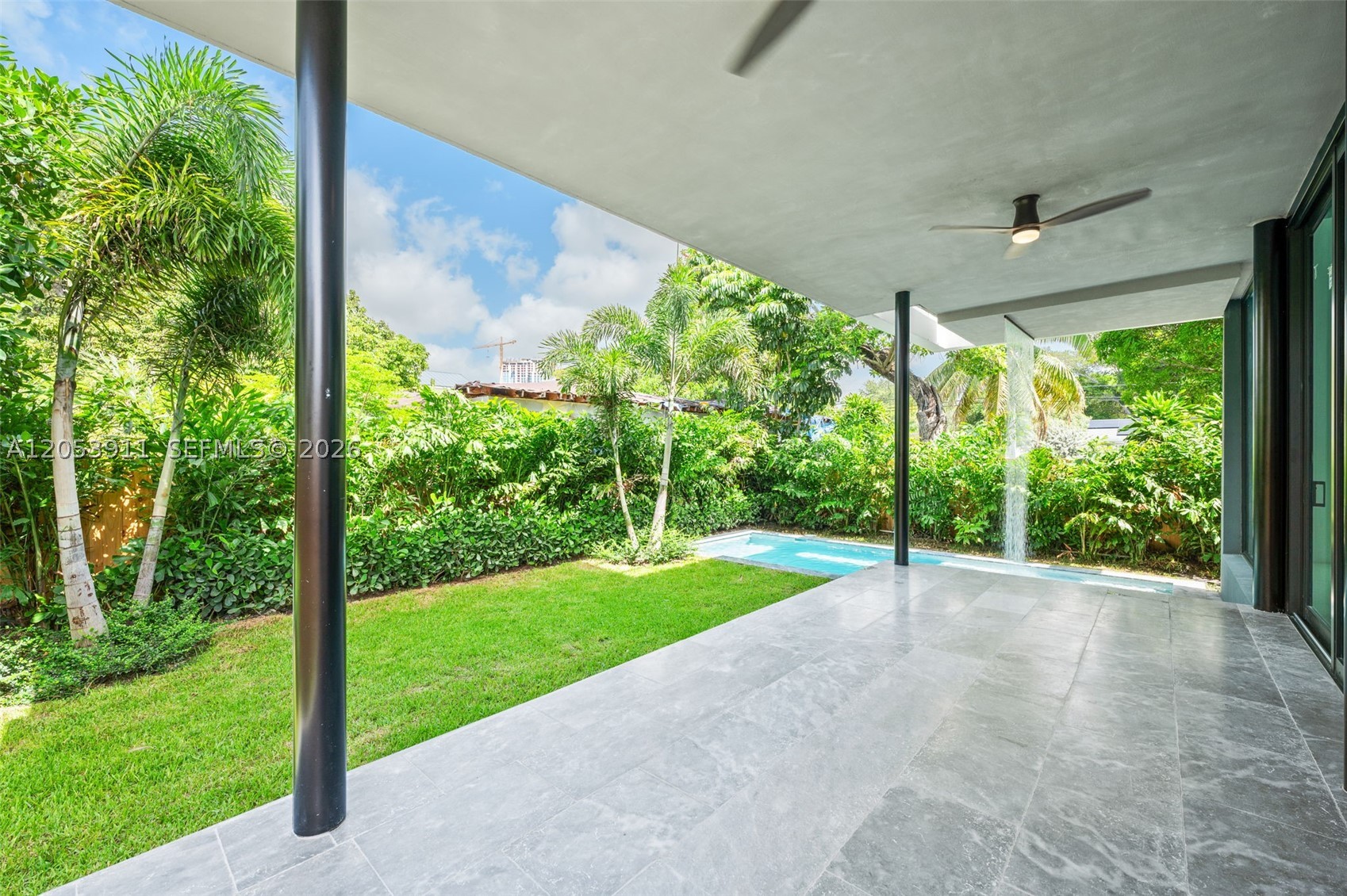 3310 Elizabeth St Miami, FL 33133
