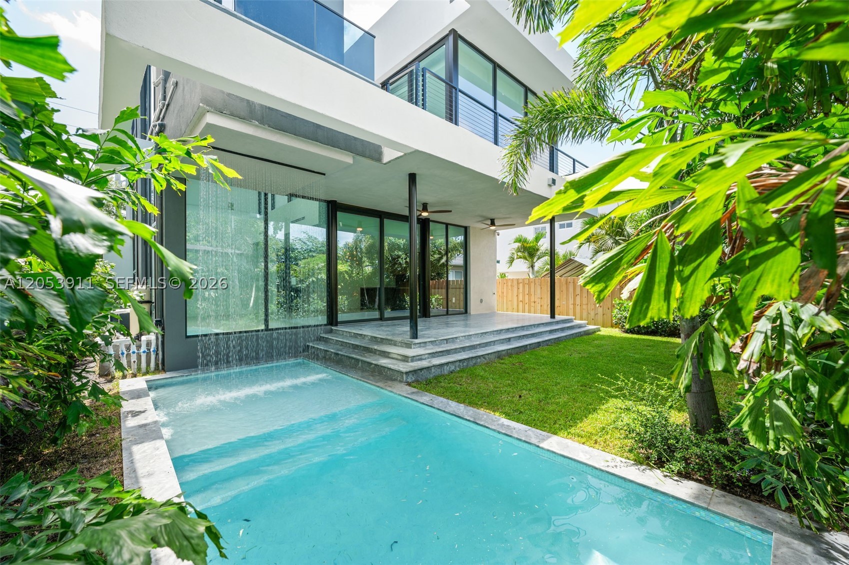3310 Elizabeth St Miami, FL 33133