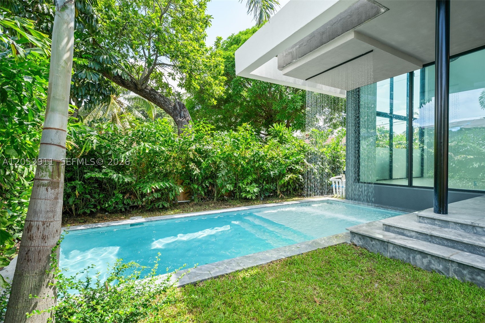 3310 Elizabeth St Miami, FL 33133